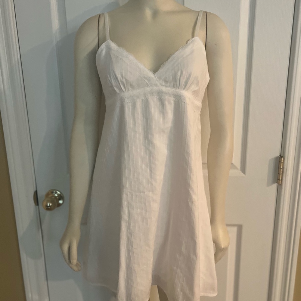 White Lace-Trim Slip Dress - Women - Picture 8 of 11